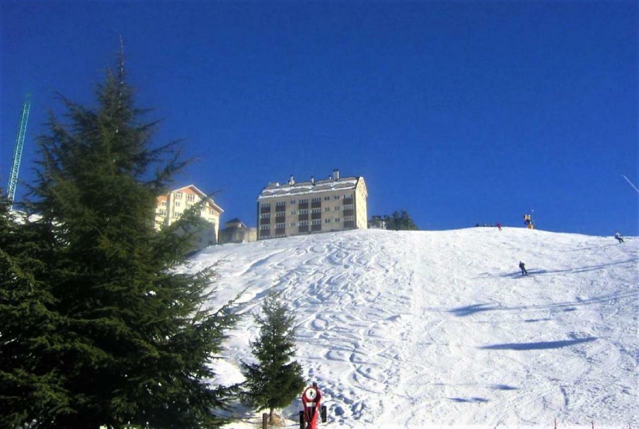 シエラネバダLoft Con Wifi Y Parking En El Corazon De Sierranevadaアパートメント エクステリア 写真